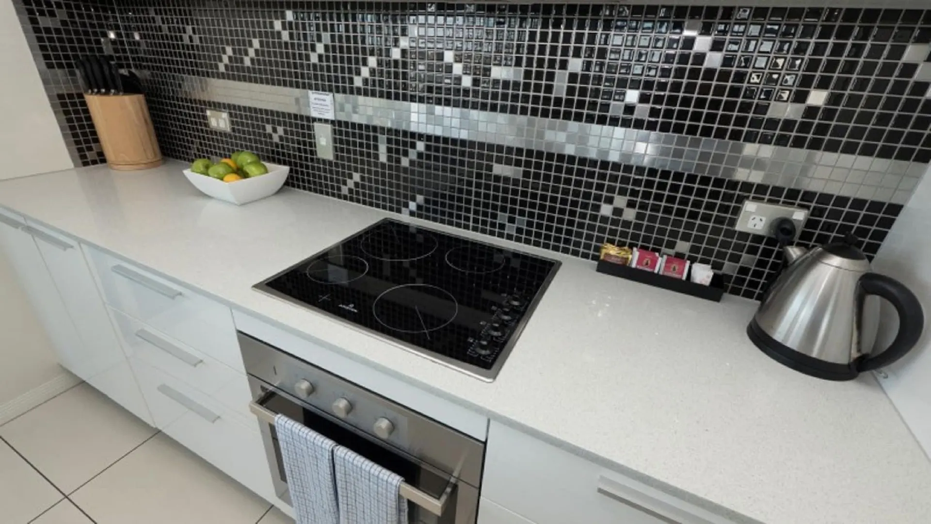 בריסביין The Chermside Apartments