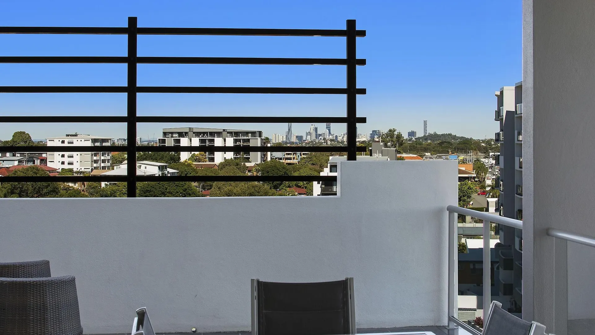Апарт-отель The Chermside Apartments Брисбен